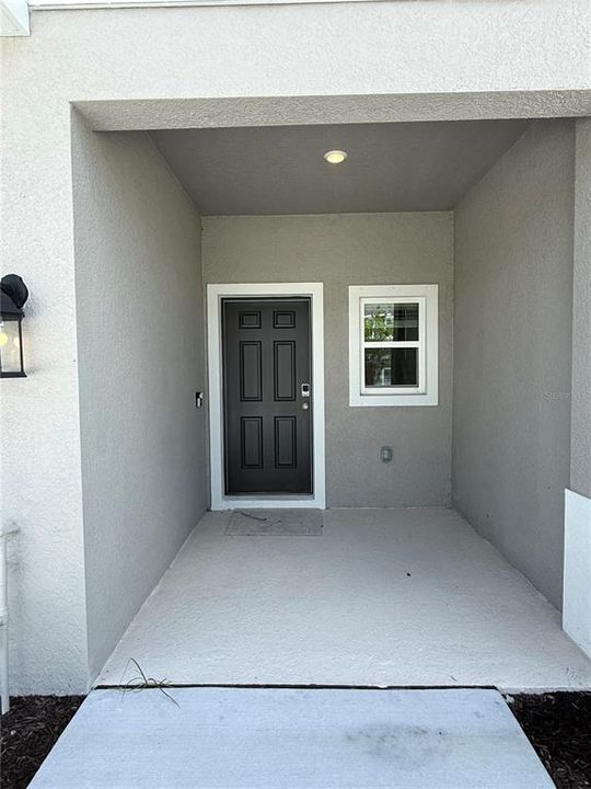 For Rent: $2,650 (3 beds, 2 baths, 1404 Square Feet)