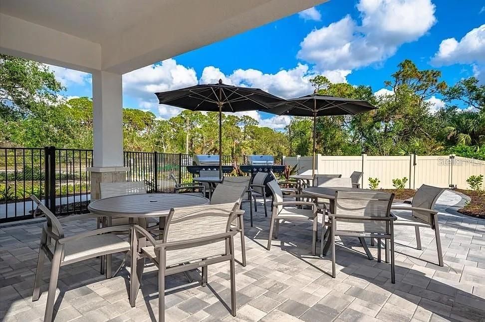 For Rent: $2,650 (3 beds, 2 baths, 1404 Square Feet)