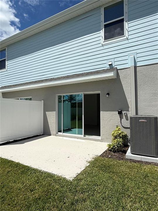 For Rent: $2,650 (3 beds, 2 baths, 1404 Square Feet)