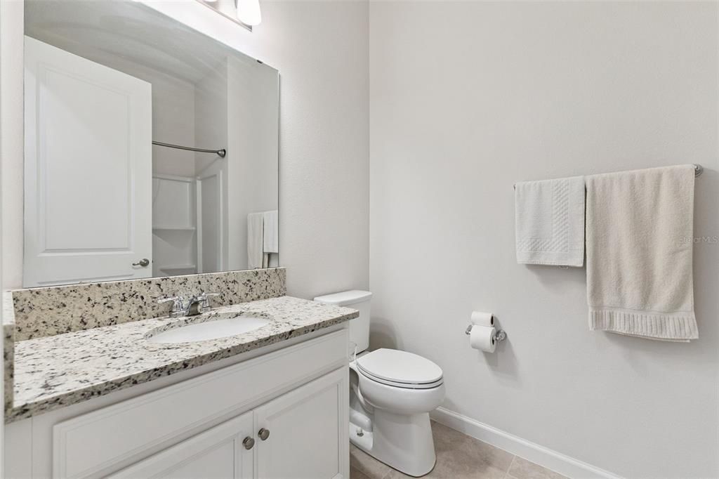 For Sale: $350,000 (3 beds, 2 baths, 1721 Square Feet)