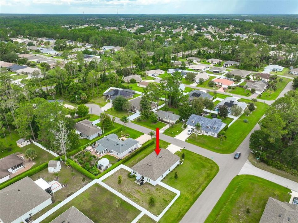 На продажу: $349,900 (4 спален, 2 ванн, 1862 Квадратных фут)