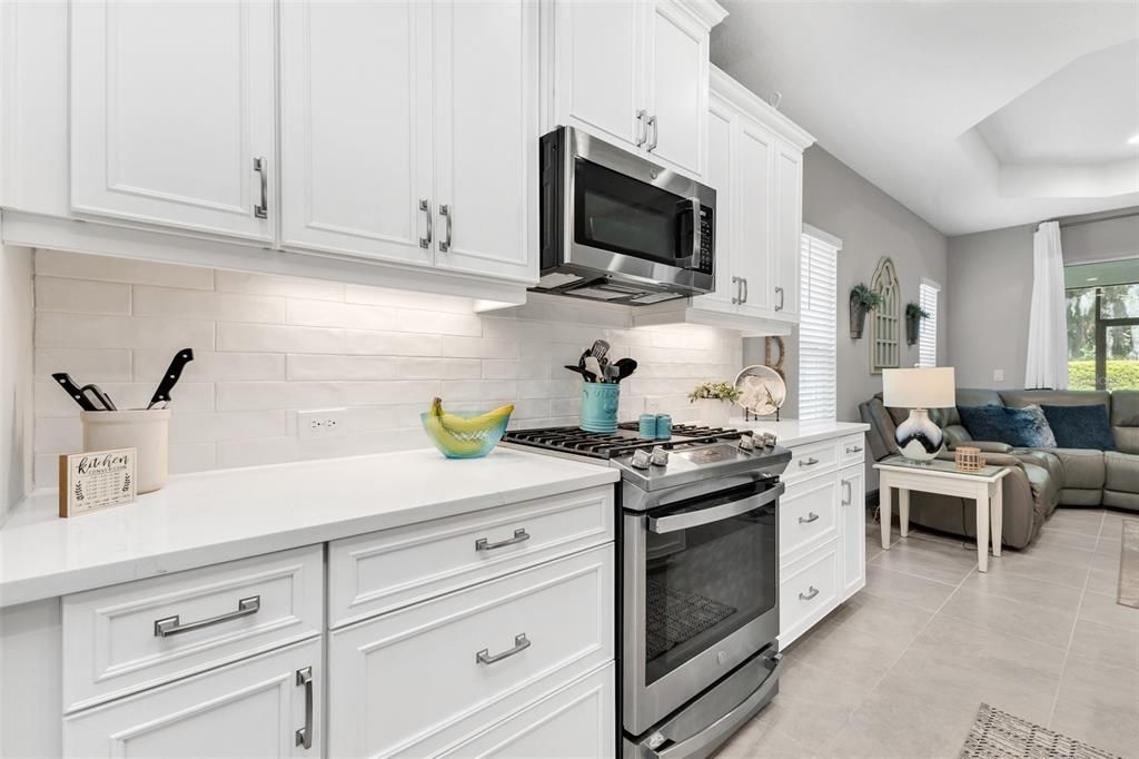 For Sale: $429,900 (3 beds, 2 baths, 1766 Square Feet)