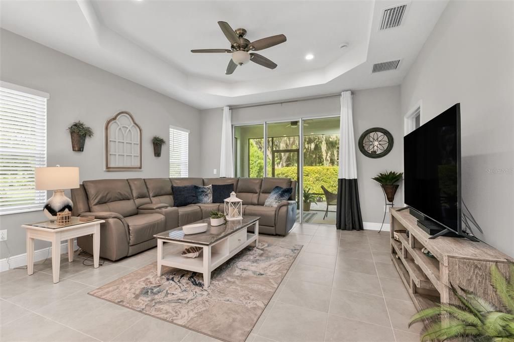 For Sale: $429,900 (3 beds, 2 baths, 1766 Square Feet)