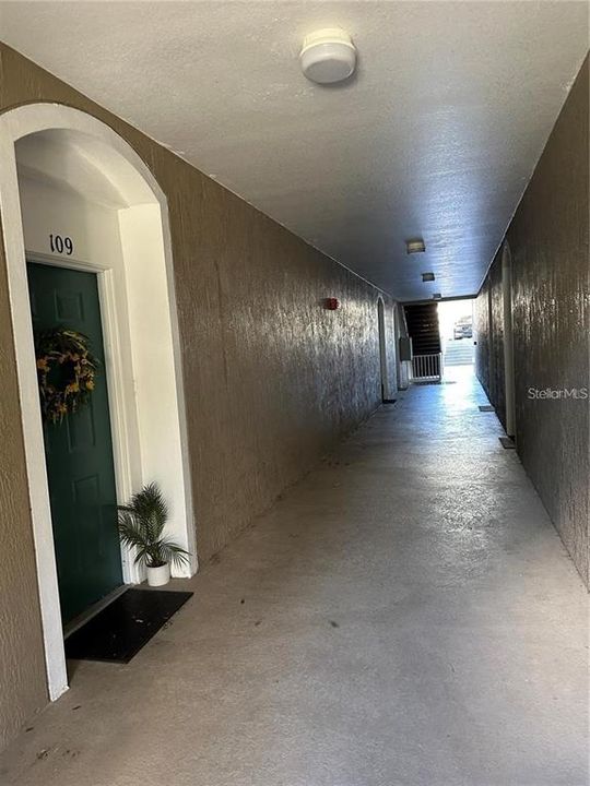 En Venta: $235,000 (3 camas, 2 baños, 1208 Pies cuadrados)