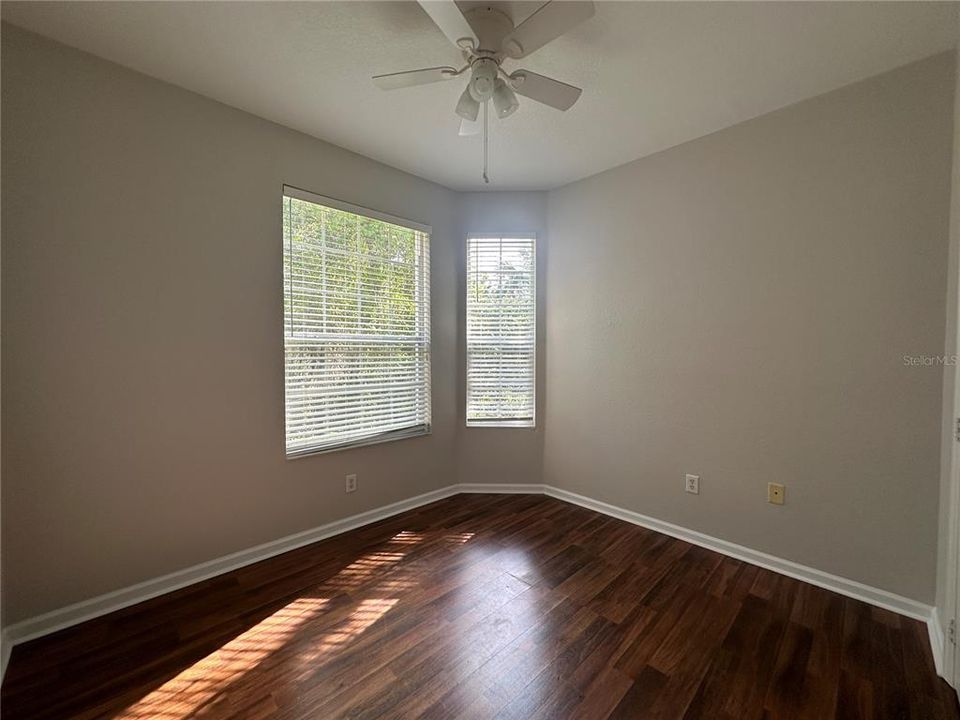 En Venta: $235,000 (3 camas, 2 baños, 1208 Pies cuadrados)