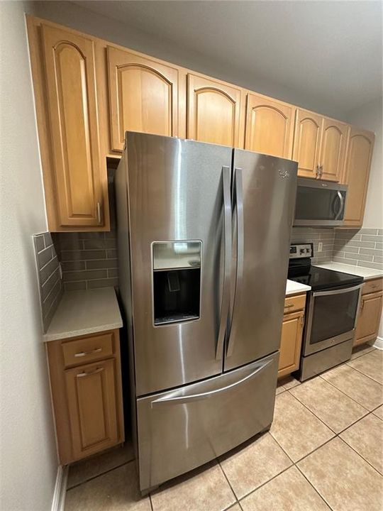 En Venta: $235,000 (3 camas, 2 baños, 1208 Pies cuadrados)