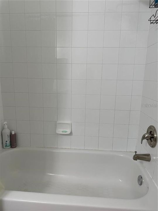 En Venta: $235,000 (3 camas, 2 baños, 1208 Pies cuadrados)