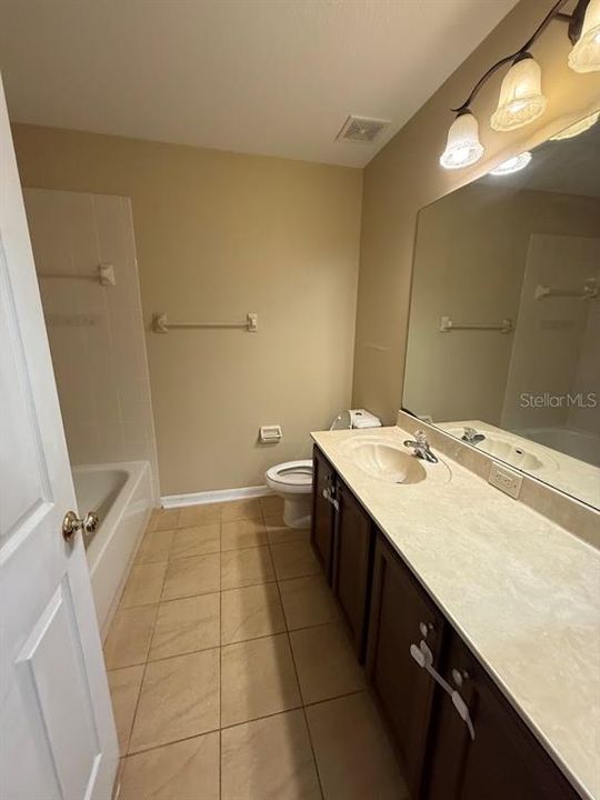 For Rent: $3,700 (5 beds, 3 baths, 3622 Square Feet)