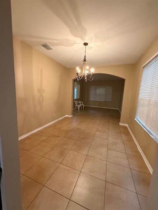 For Rent: $3,700 (5 beds, 3 baths, 3622 Square Feet)