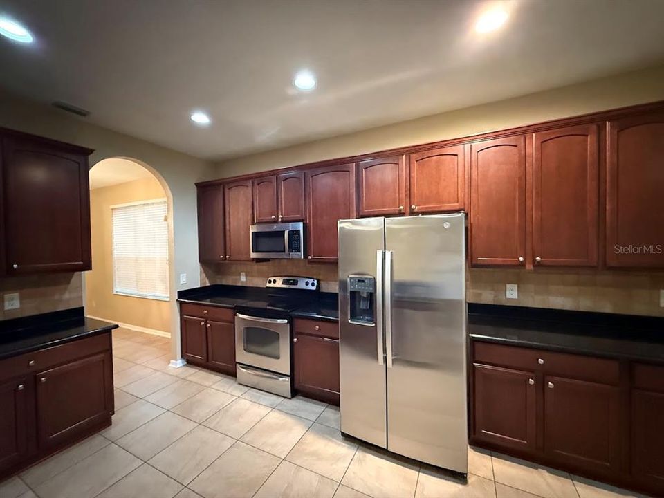 For Rent: $3,700 (5 beds, 3 baths, 3622 Square Feet)