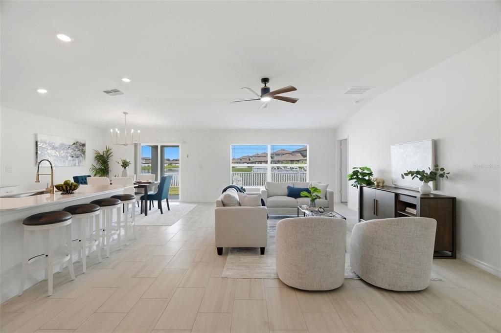 На продажу: $349,900 (4 спален, 2 ванн, 1936 Квадратных фут)