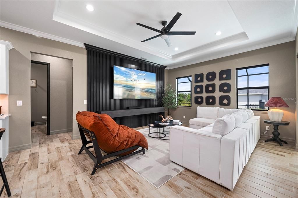 For Sale: $499,900 (3 beds, 2 baths, 1864 Square Feet)