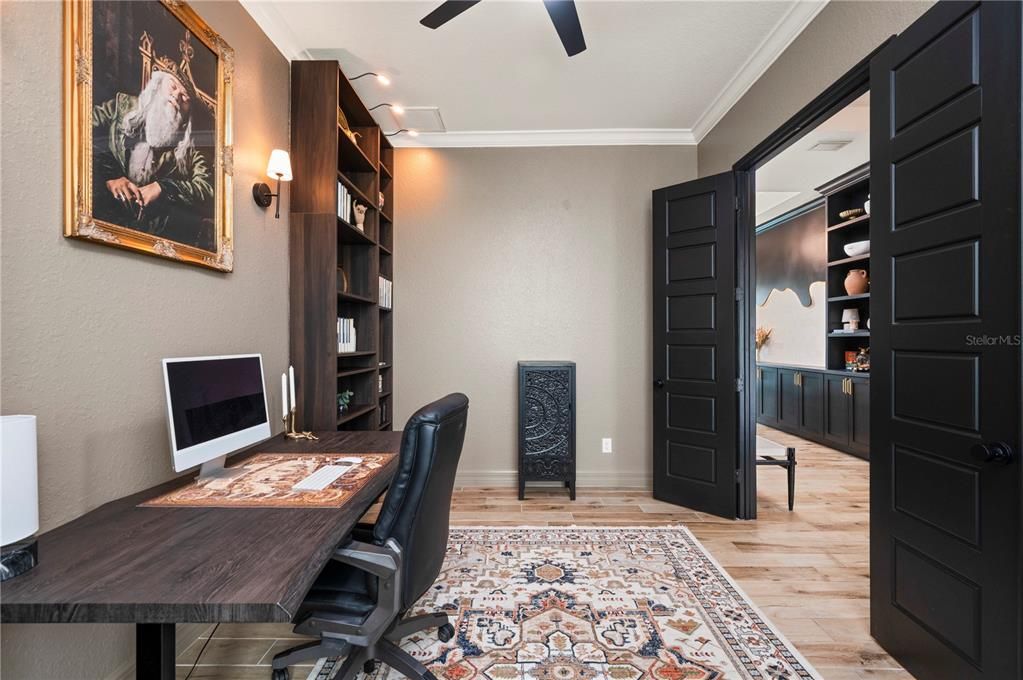 For Sale: $499,900 (3 beds, 2 baths, 1864 Square Feet)