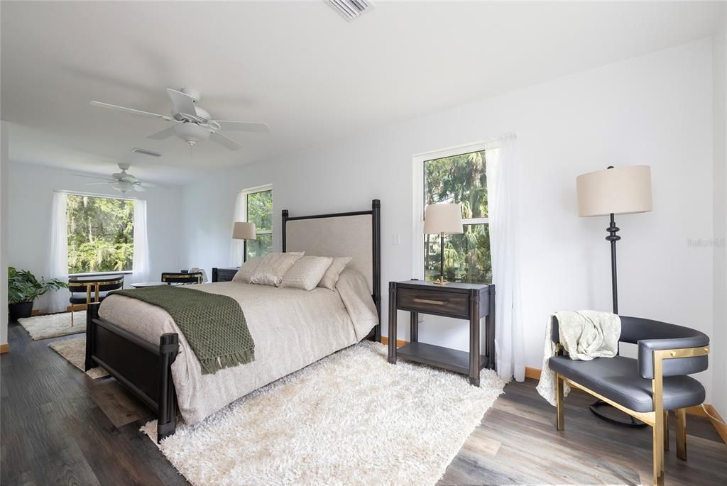 En Venta: $1,280,000 (3 camas, 4 baños, 2141 Pies cuadrados)