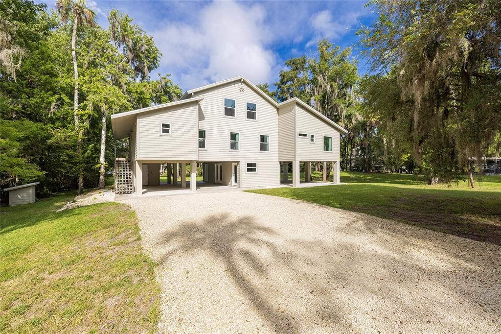 En Venta: $1,280,000 (3 camas, 4 baños, 2141 Pies cuadrados)