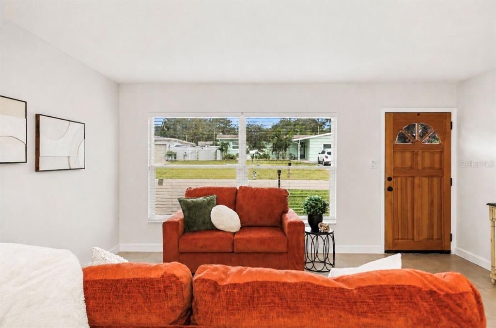 En Venta: $399,000 (3 camas, 1 baños, 975 Pies cuadrados)