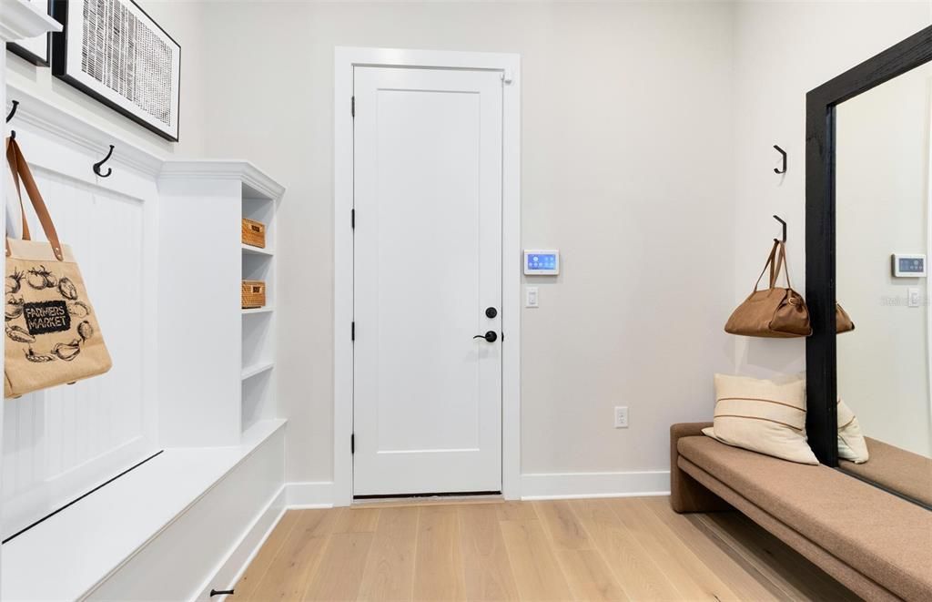 En Venta: $1,350,000 (5 camas, 5 baños, 4525 Pies cuadrados)