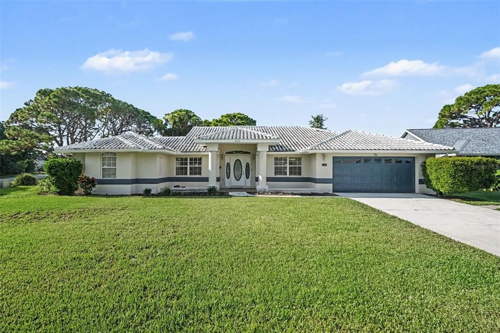 For Rent: $3,500 (3 beds, 2 baths, 2131 Square Feet)