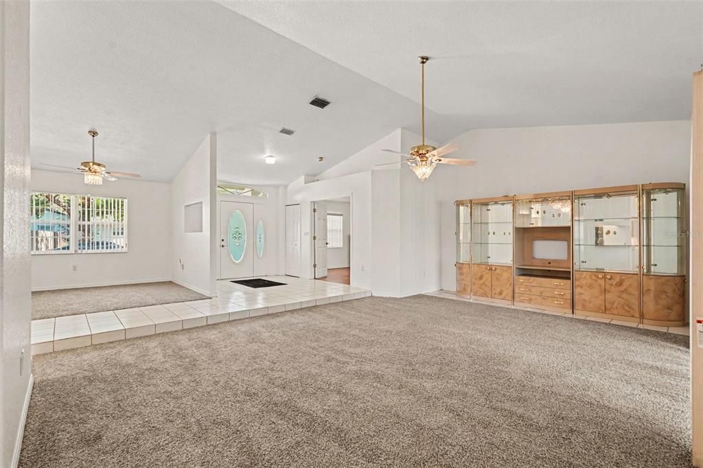 For Rent: $3,500 (3 beds, 2 baths, 2131 Square Feet)