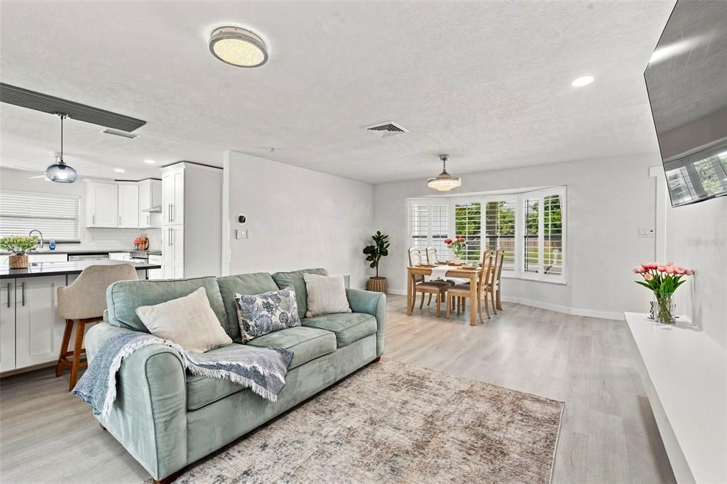 For Sale: $420,000 (3 beds, 2 baths, 1416 Square Feet)