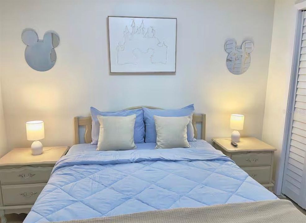For Sale: $405,999 (4 beds, 2 baths, 1921 Square Feet)