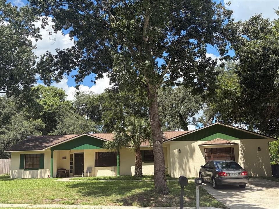 En Venta: $335,000 (4 camas, 2 baños, 2286 Pies cuadrados)