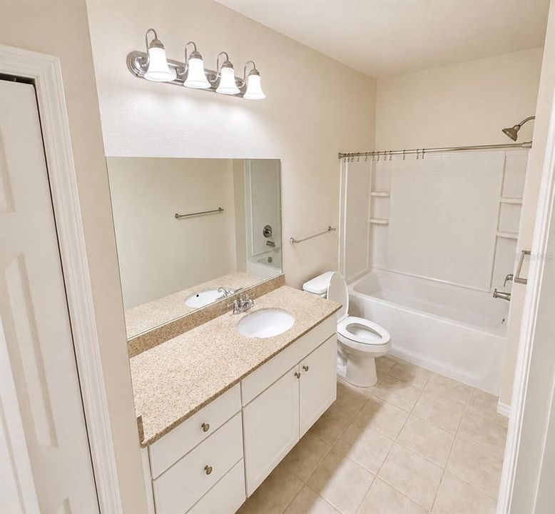 For Rent: $1,695 (1 beds, 1 baths, 838 Square Feet)