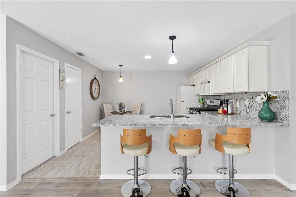 For Rent: $2,100 (2 beds, 2 baths, 1156 Square Feet)