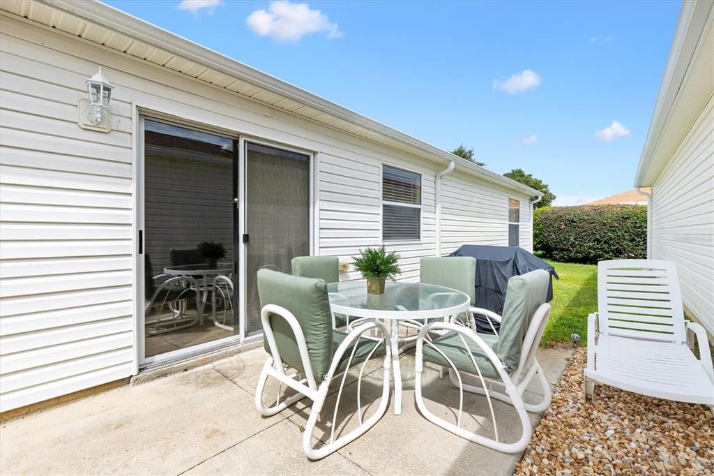For Rent: $2,100 (2 beds, 2 baths, 1156 Square Feet)