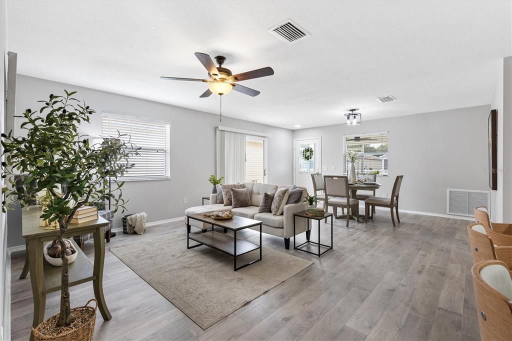 For Rent: $2,100 (2 beds, 2 baths, 1156 Square Feet)