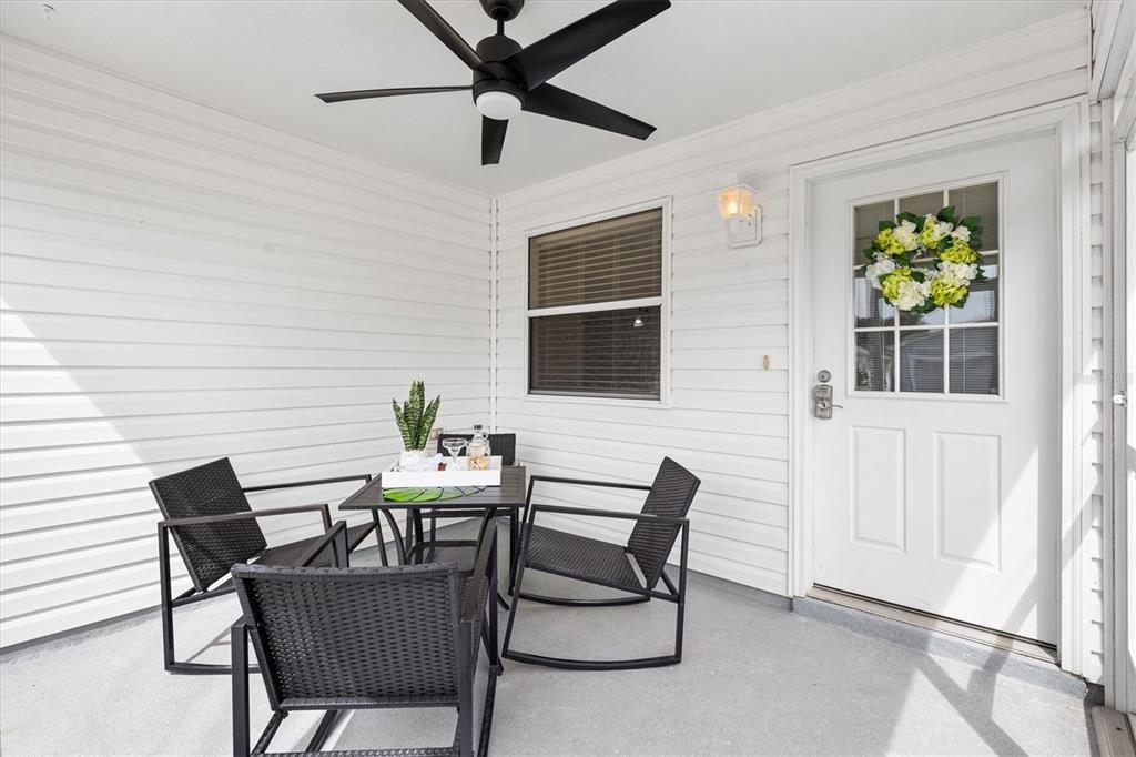 For Rent: $2,100 (2 beds, 2 baths, 1156 Square Feet)