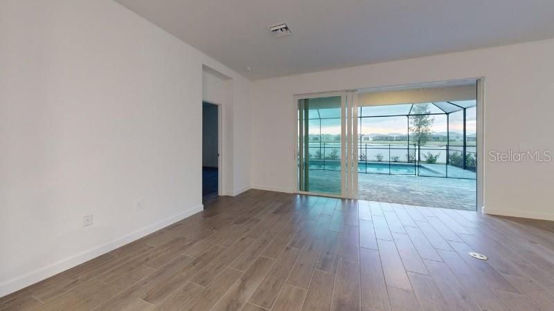 En Renta: $2,950 (3 camas, 3 baños, 2201 Pies cuadrados)