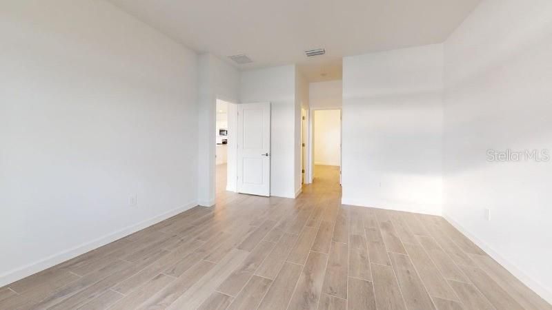 En Renta: $2,950 (3 camas, 3 baños, 2201 Pies cuadrados)