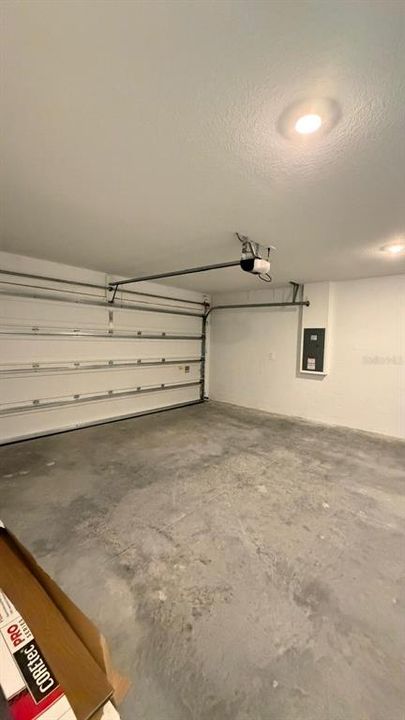 For Rent: $2,050 (3 beds, 2 baths, 1429 Square Feet)