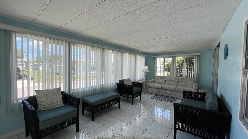 En Venta: $169,500 (2 camas, 2 baños, 1208 Pies cuadrados)