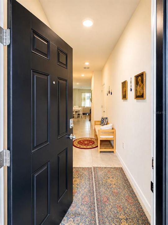 For Rent: $2,900 (3 beds, 2 baths, 1758 Square Feet)