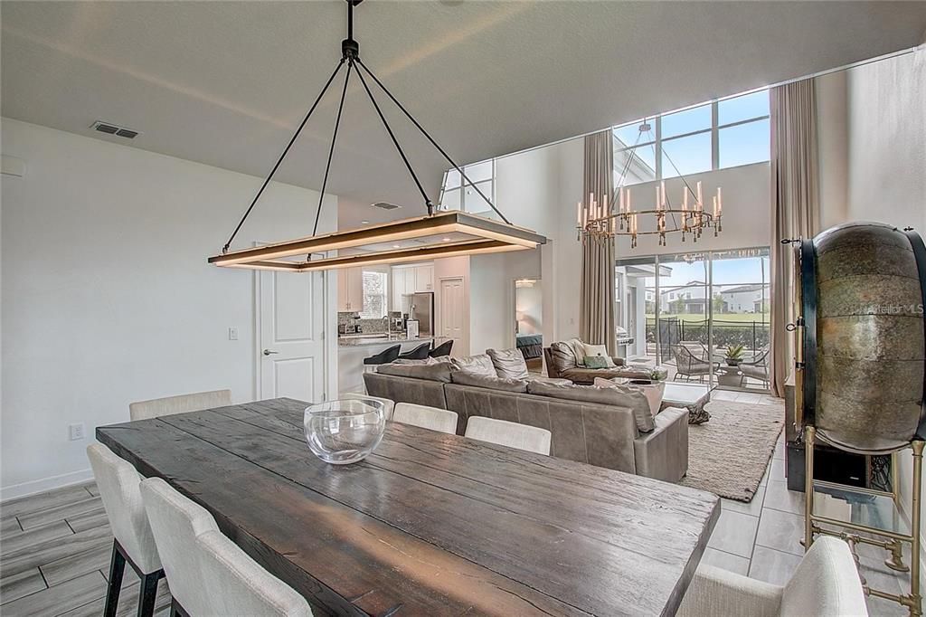 For Sale: $645,000 (5 beds, 5 baths, 3081 Square Feet)