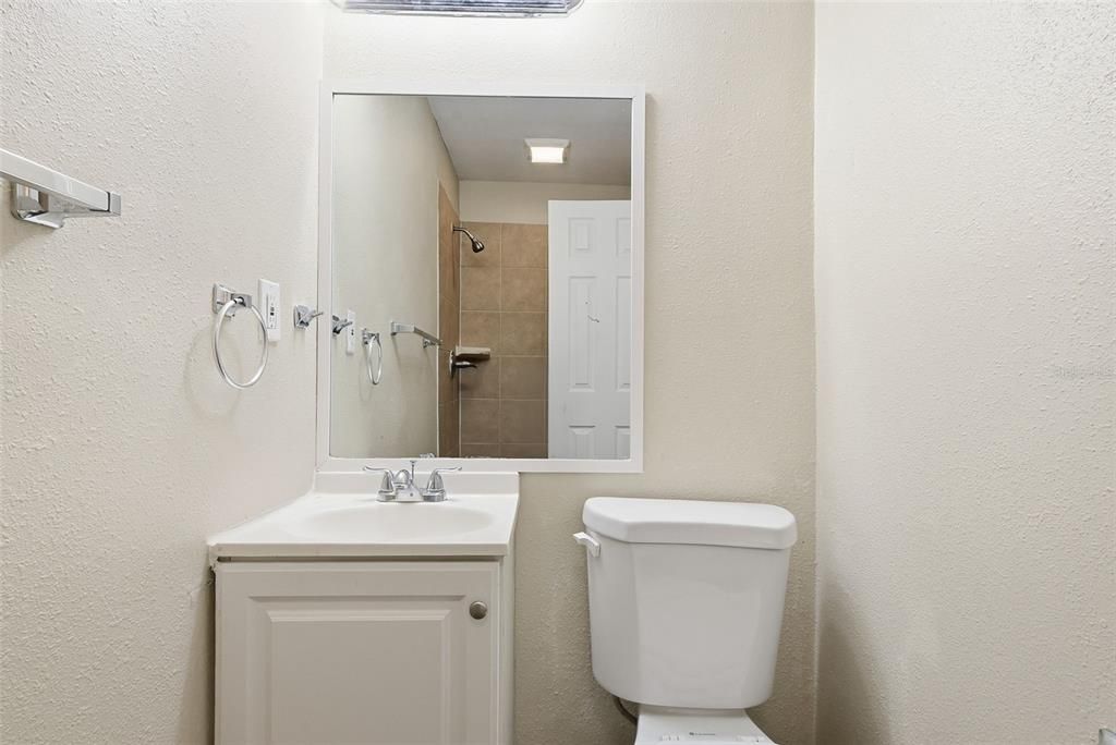 En Venta: $293,260 (3 camas, 2 baños, 1391 Pies cuadrados)