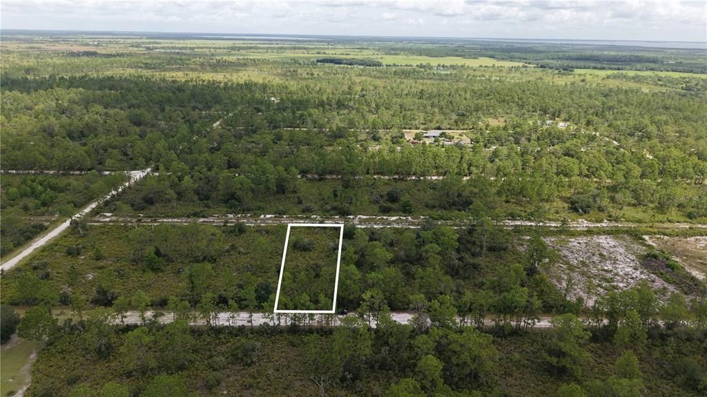 На продажу: $25,000 (0.50 acres)