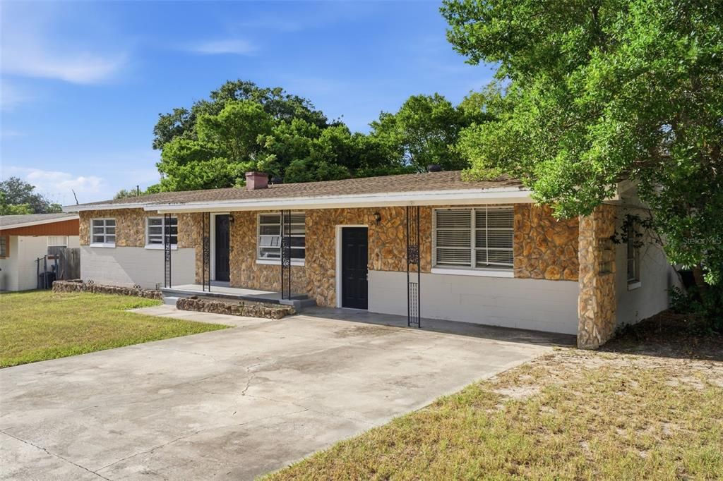 For Sale: $236,900 (3 beds, 2 baths, 1614 Square Feet)