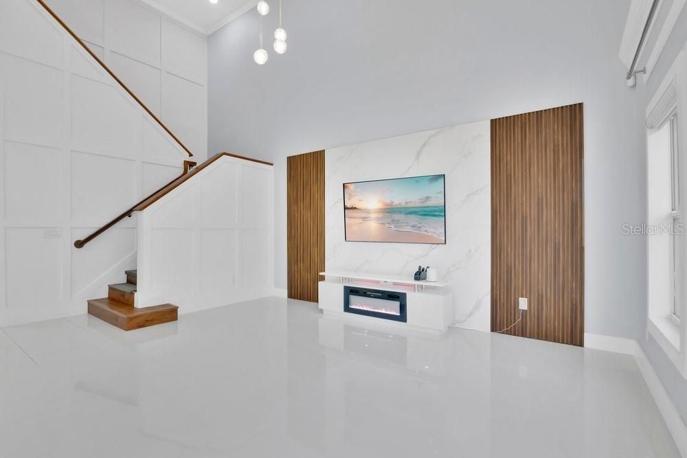 En Venta: $610,000 (3 camas, 2 baños, 2104 Pies cuadrados)