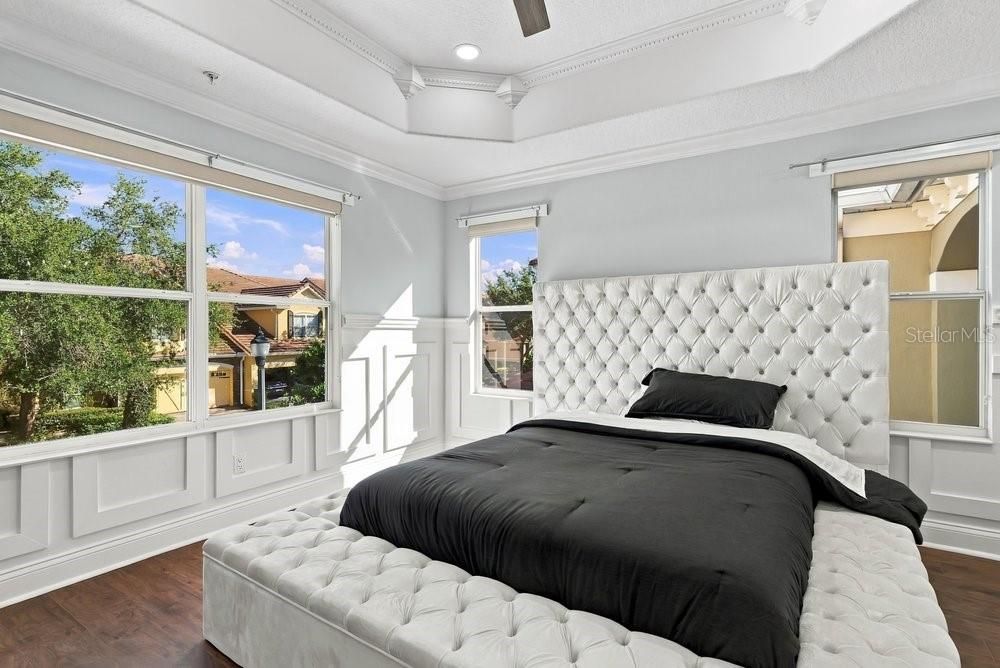 En Venta: $610,000 (3 camas, 2 baños, 2104 Pies cuadrados)