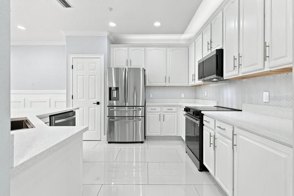 En Venta: $610,000 (3 camas, 2 baños, 2104 Pies cuadrados)