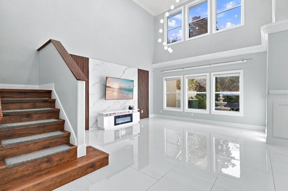 En Venta: $610,000 (3 camas, 2 baños, 2104 Pies cuadrados)