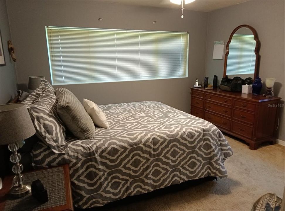 For Sale: $289,900 (3 beds, 2 baths, 1640 Square Feet)