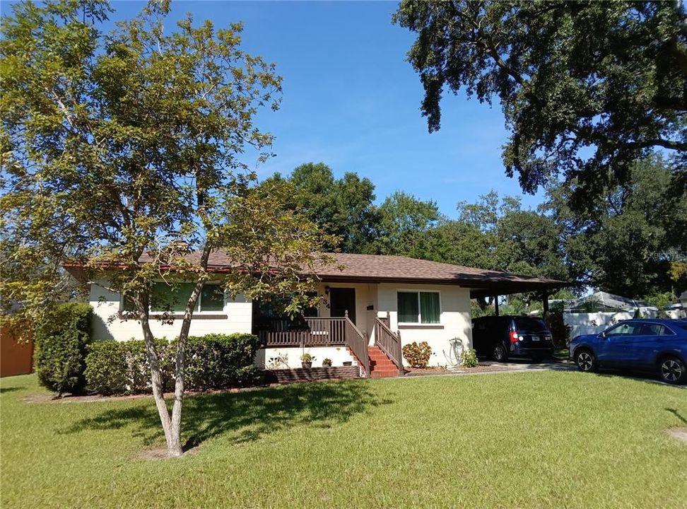 For Sale: $289,900 (3 beds, 2 baths, 1640 Square Feet)