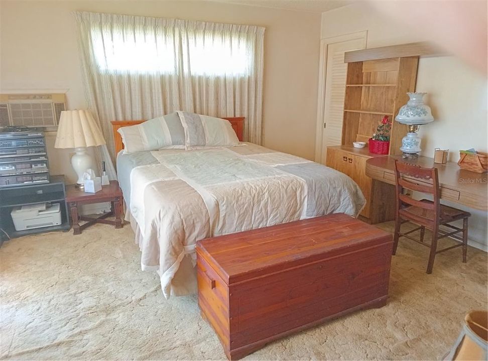 For Sale: $289,900 (3 beds, 2 baths, 1640 Square Feet)