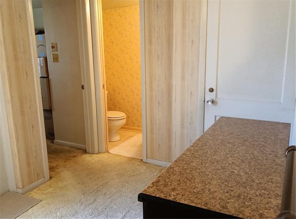 For Sale: $289,900 (3 beds, 2 baths, 1640 Square Feet)