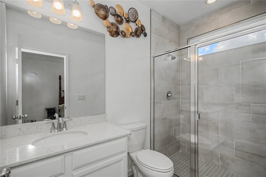 For Sale: $315,000 (4 beds, 3 baths, 2039 Square Feet)