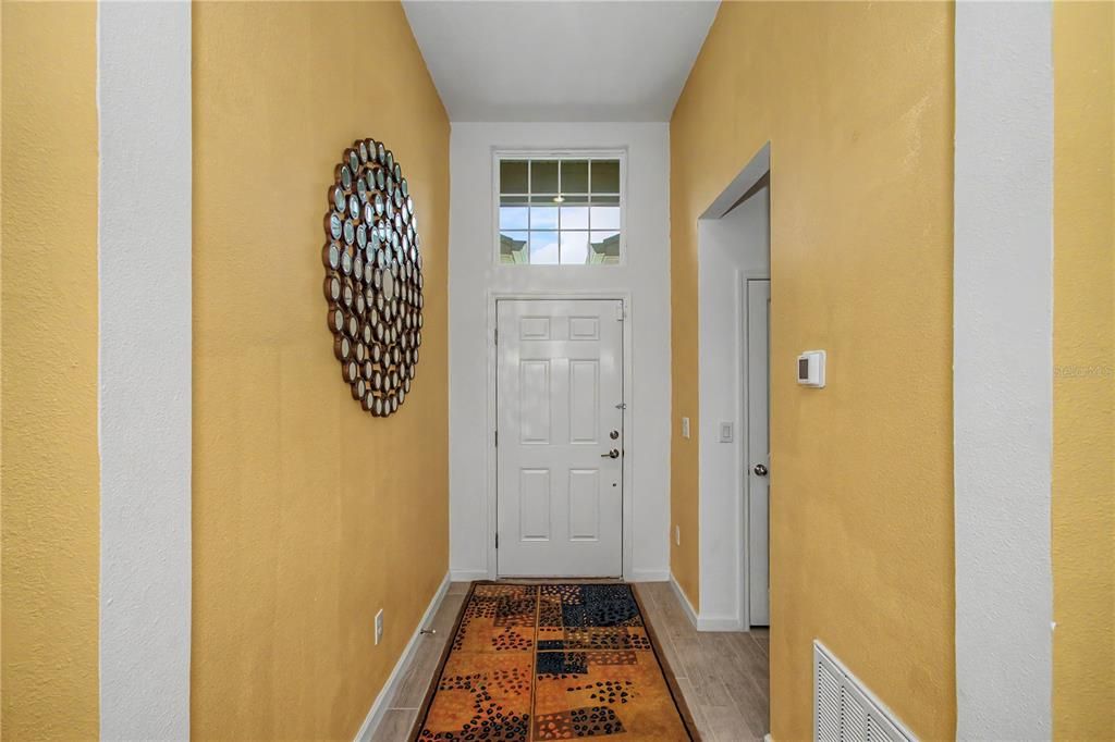 For Sale: $315,000 (4 beds, 3 baths, 2039 Square Feet)
